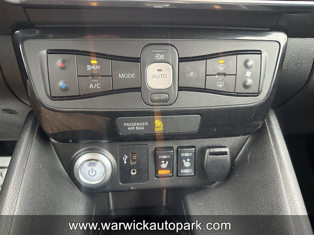 Used 2019 Nissan Leaf SL w/ SL Technology Package image 9