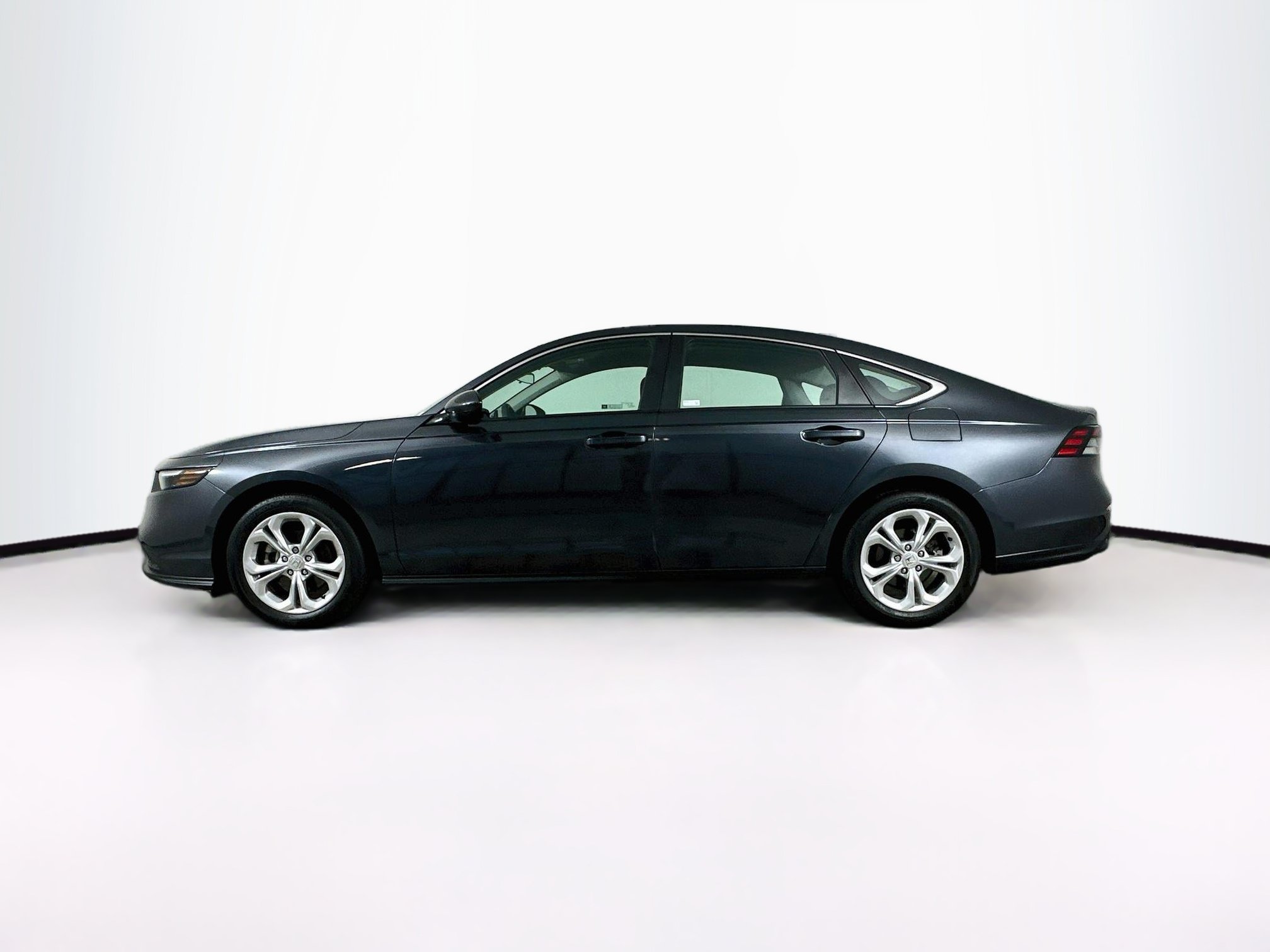 Used 2024 Honda Accord LX image 4