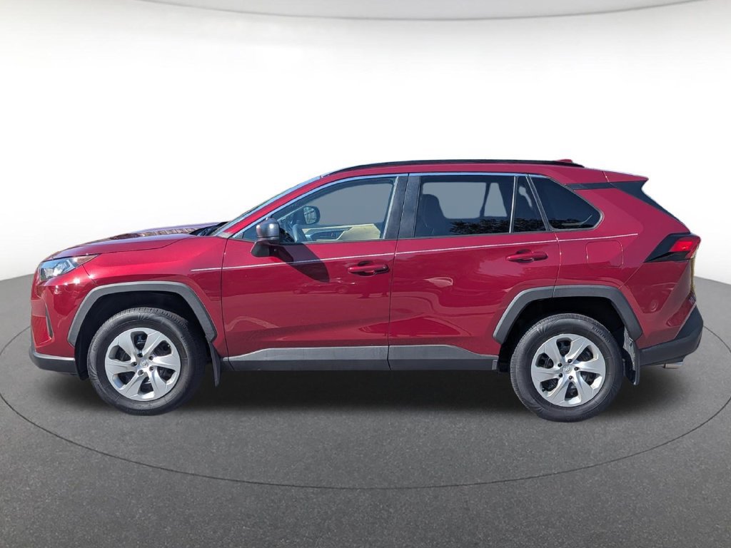 Used 2019 Toyota RAV4 LE AWD/4WD image 2