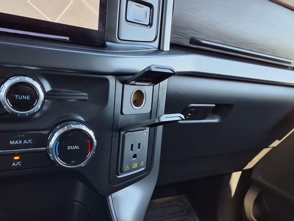 Used 2024 Ford F150 XLT w/ XLT Black Appearance Package image 32