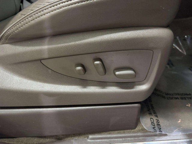 Used 2016 GMC Yukon Denali w/ Open Road Package image 50