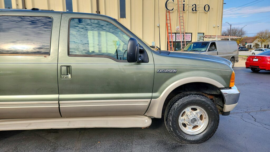 Used 2000 Ford Excursion Limited image 11