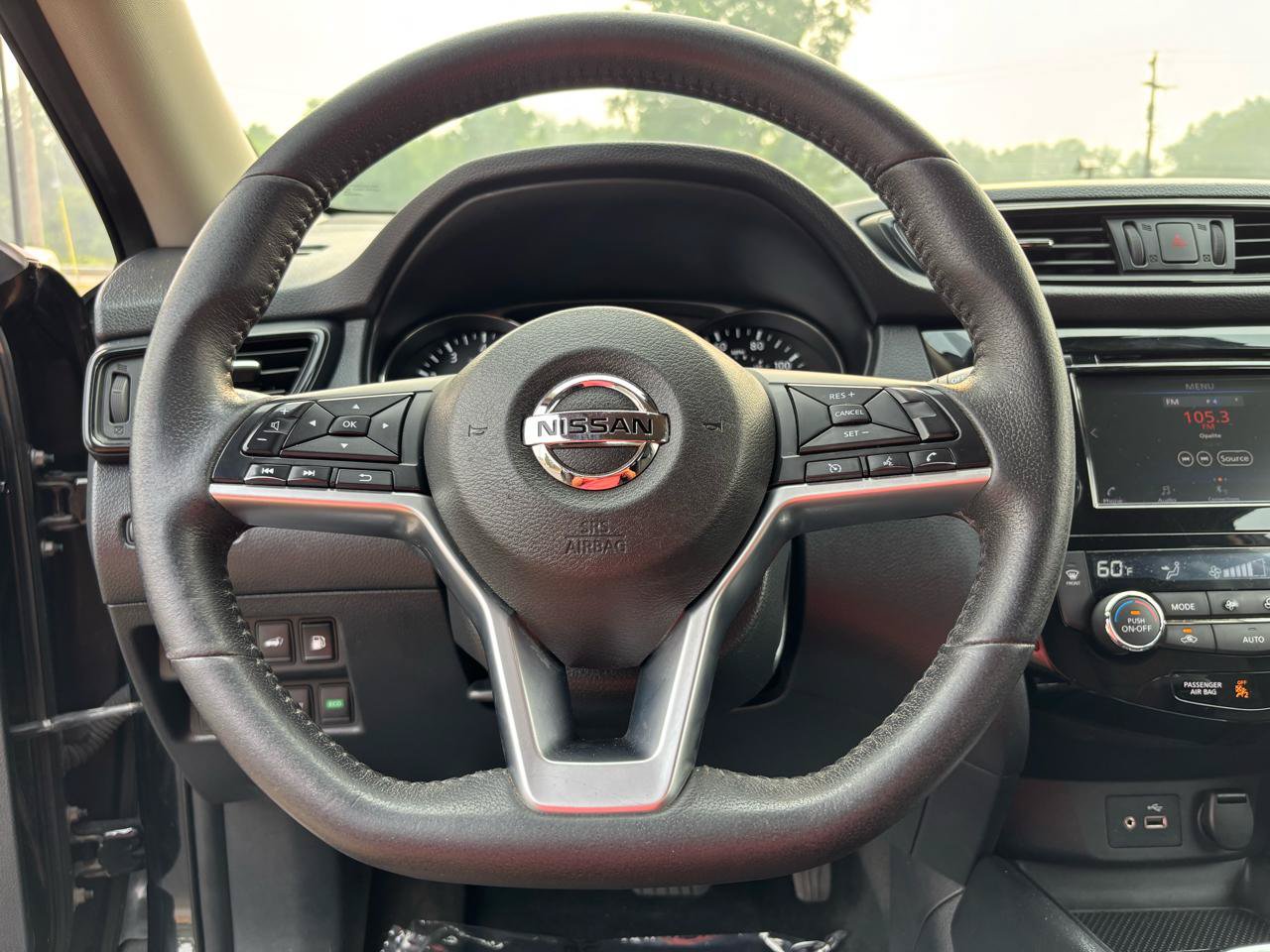Used 2019 Nissan Rogue SV AWD/4WD image 19