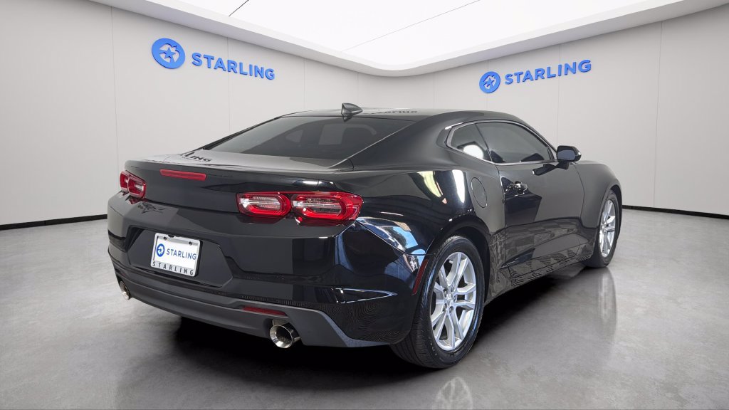 Used 2020 Chevrolet Camaro LS RWD image 8