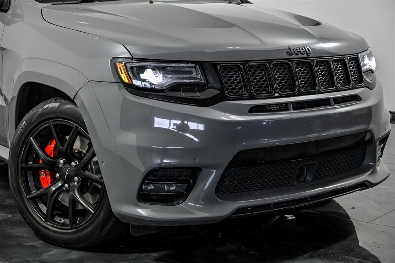 Used 2019 Jeep Grand Cherokee SRT AWD/4WD image 2