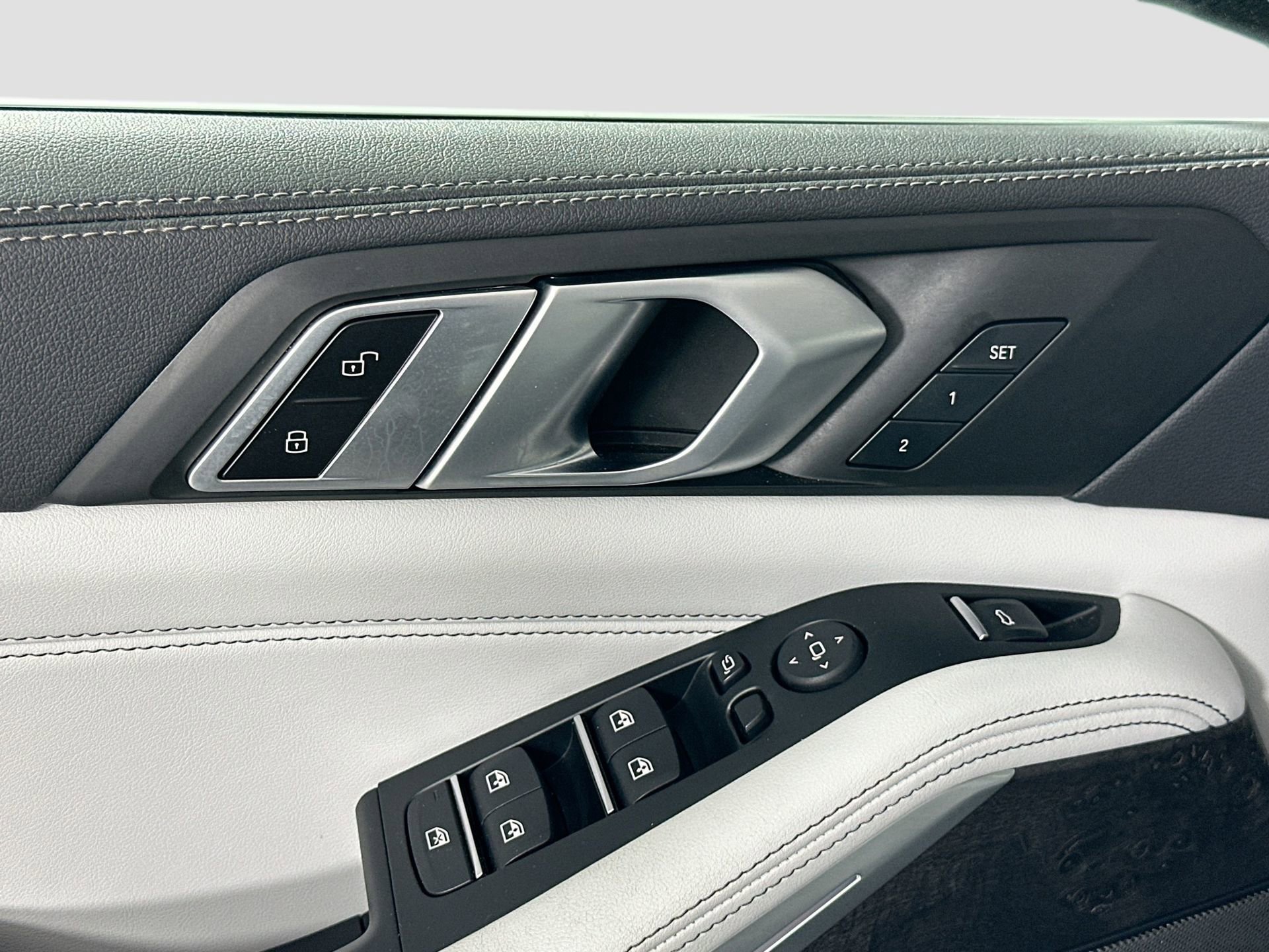 Certified 2023 BMW X5 xDrive40i w/ Premium Package image 18