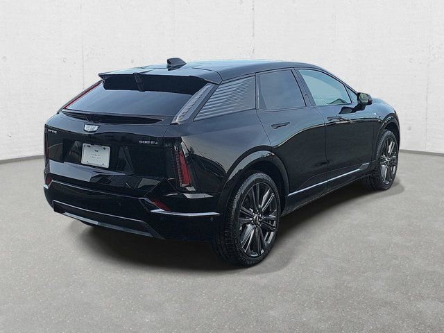 New 2026 Cadillac Optiq Sport 2 w/ LPO, Floor Liner Package image 4