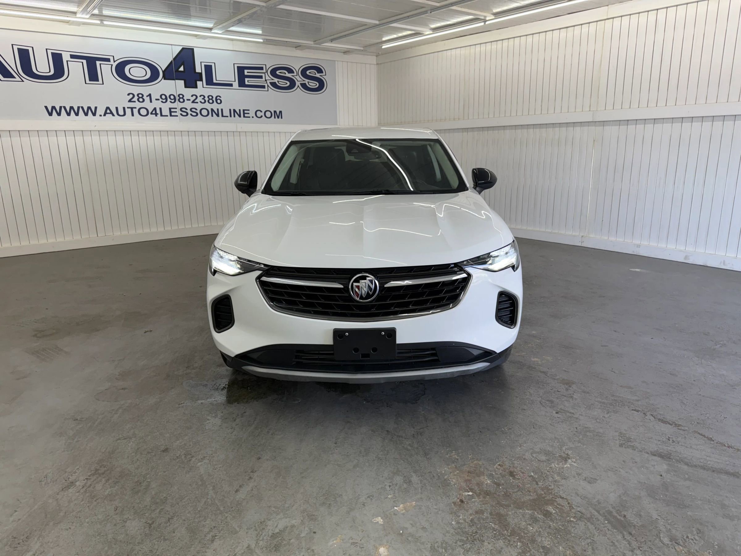 Used 2022 Buick Envision Essence w/ Sport Touring Package image 2