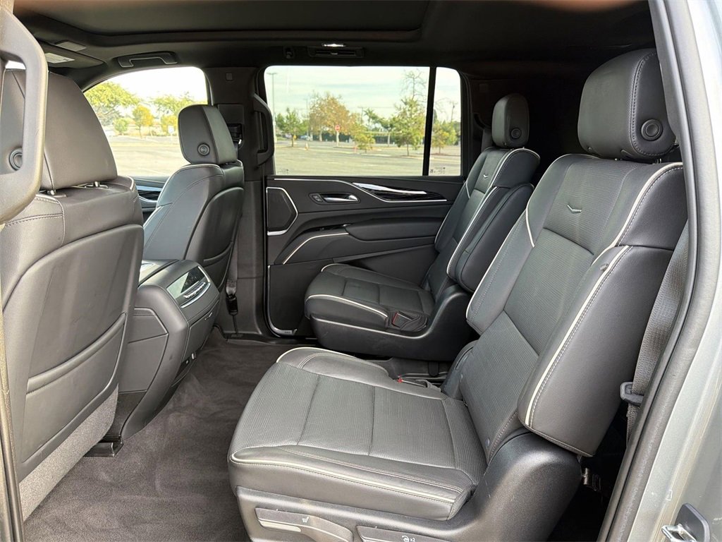 Certified 2023 Cadillac Escalade ESV Sport w/ LPO, ONYX Package image 28