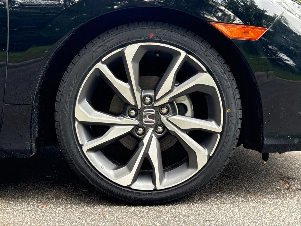 Used 2019 Honda Civic Touring image 9
