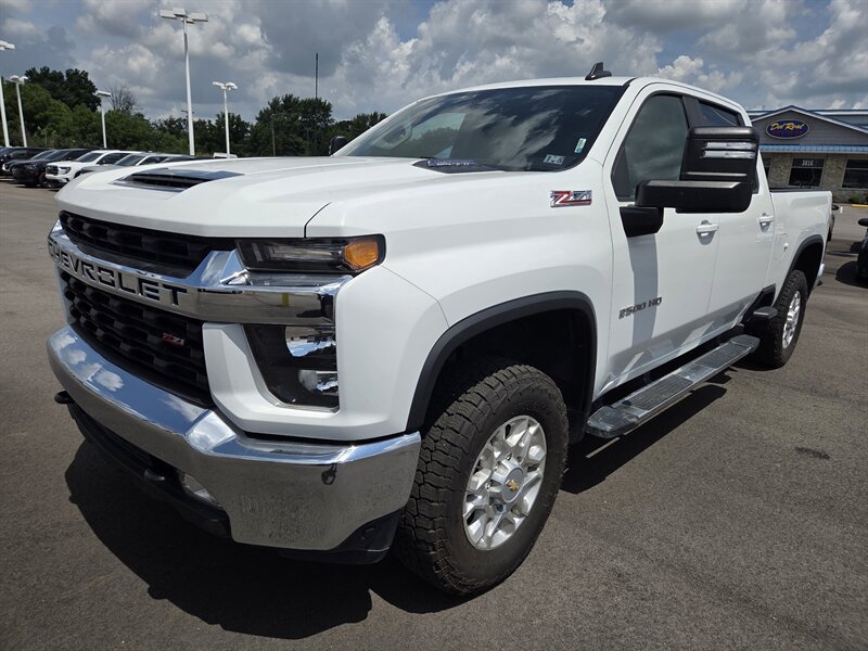 Used 2023 Chevrolet Silverado 2500 LT w/ Convenience Package AWD/4WD image 7