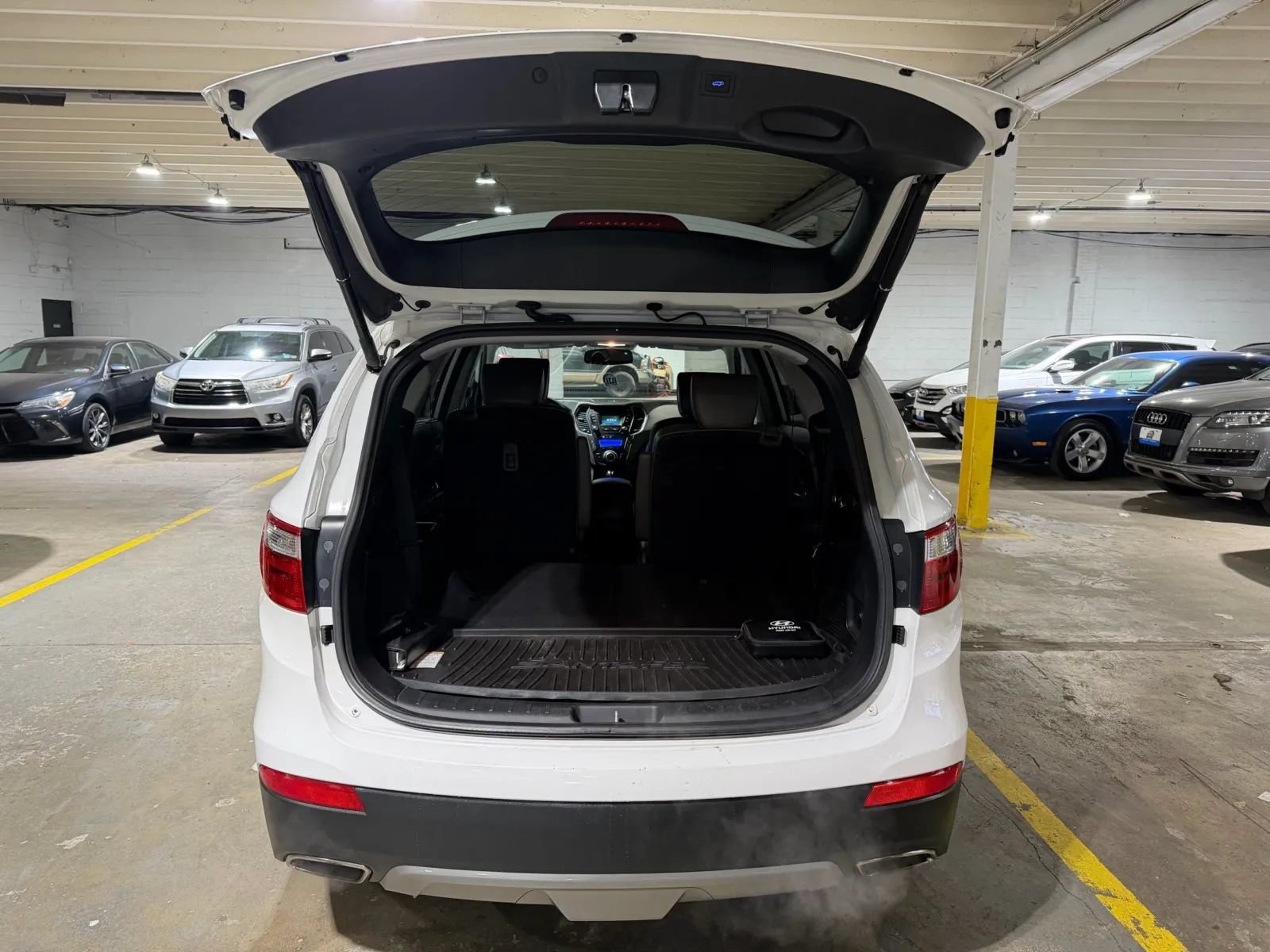 Used 2014 Hyundai Santa Fe Limited AWD/4WD image 8
