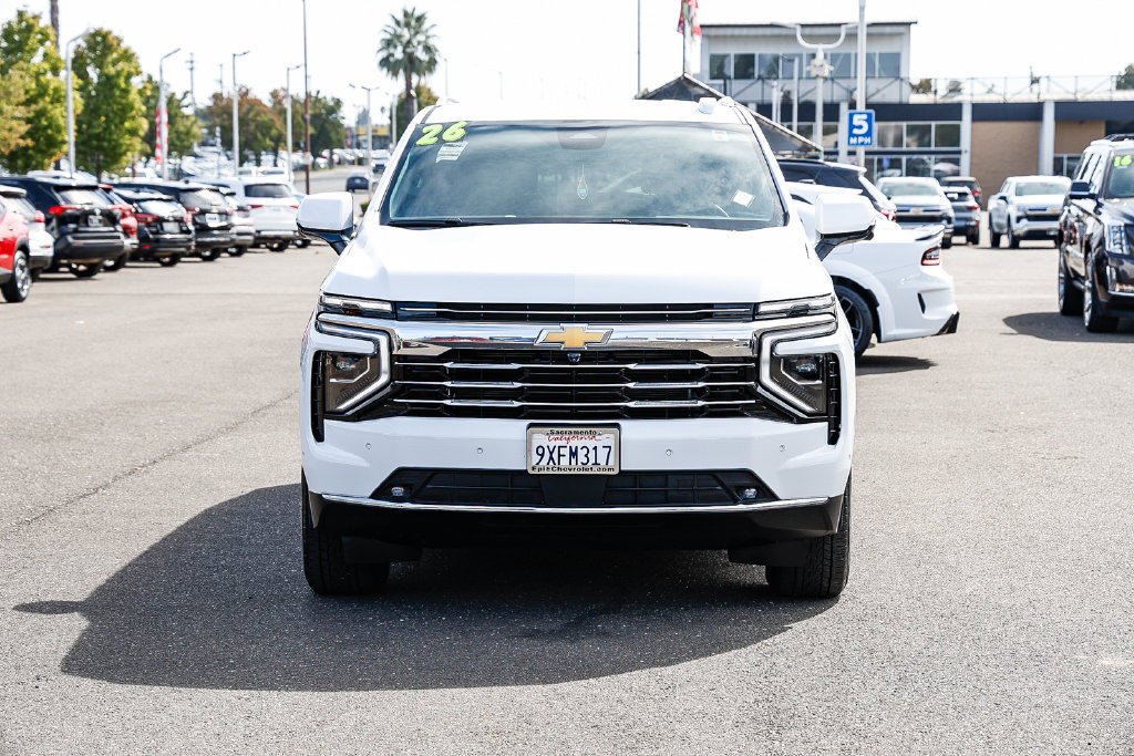 Used 2026 Chevrolet Suburban LT w/ Comfort Package AWD/4WD image 6
