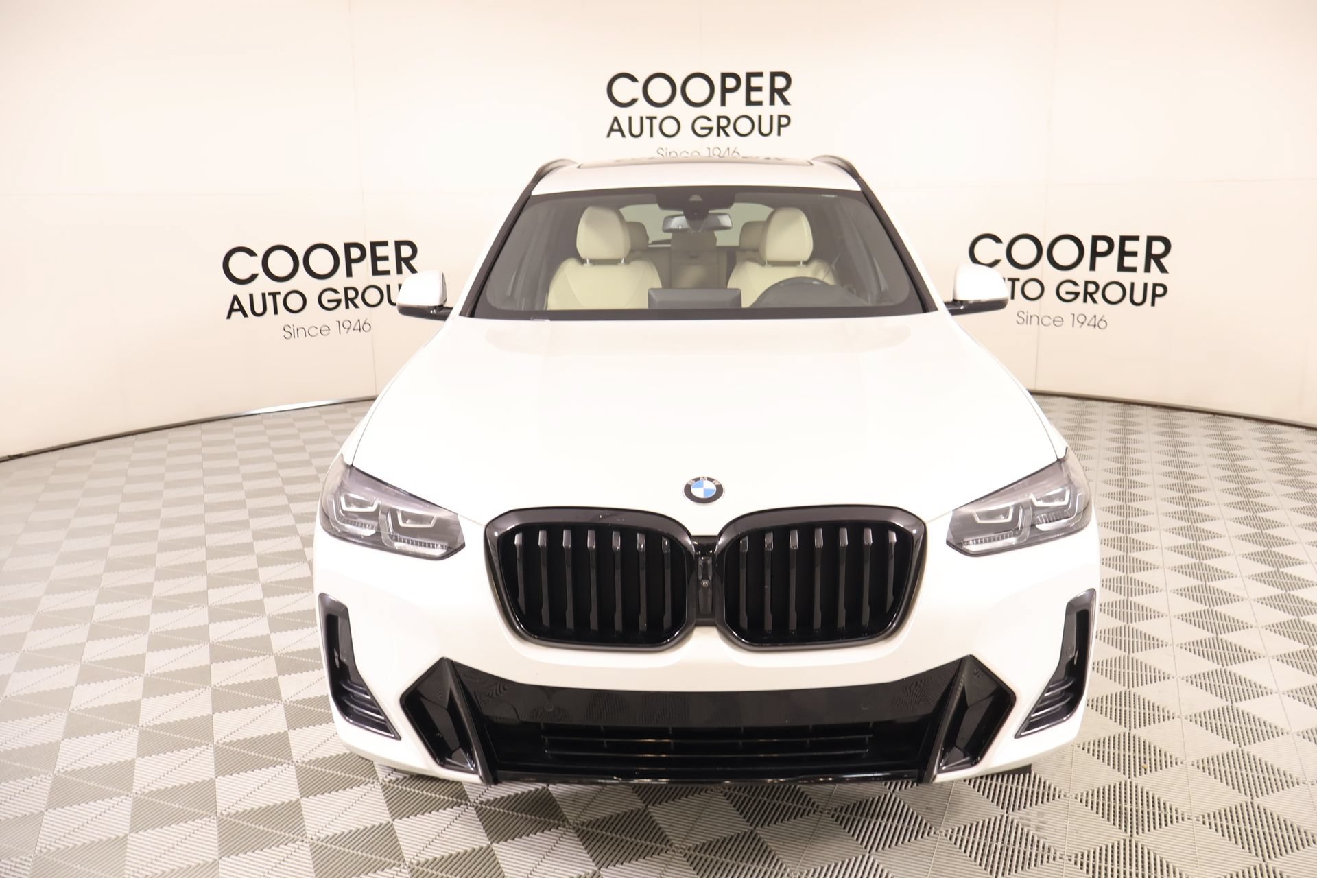 Used 2023 BMW X3 xDrive30i w/ M Sport Package AWD/4WD image 10