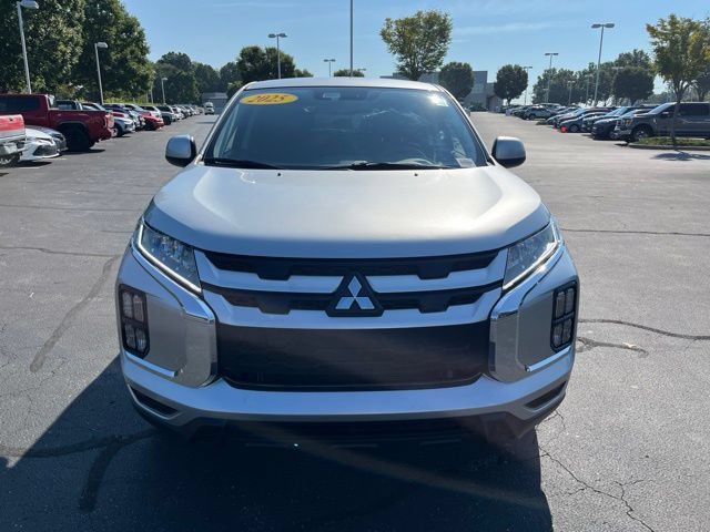 Used 2025 Mitsubishi Outlander Sport ES AWD/4WD image 2