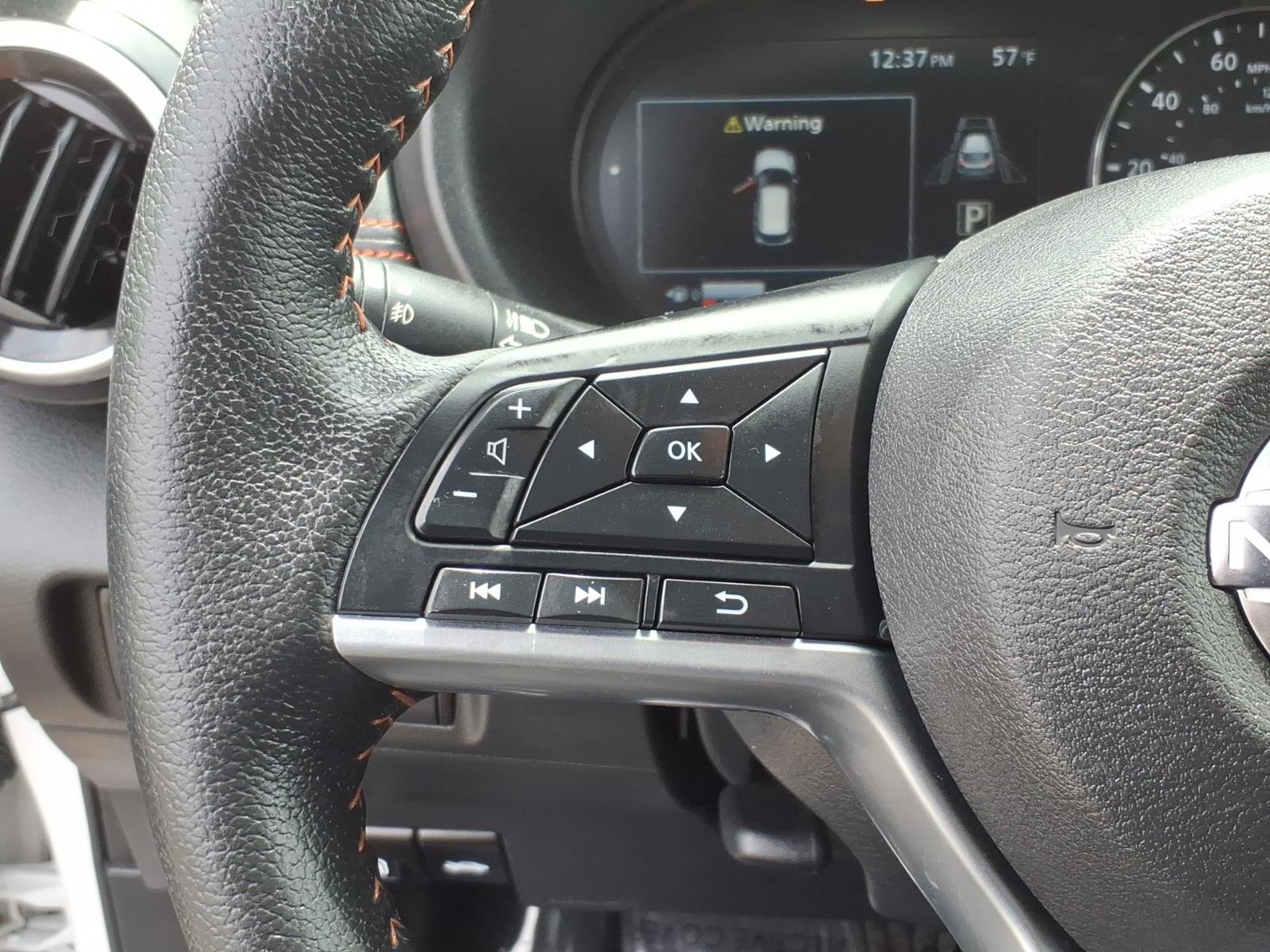 Used 2023 Nissan Kicks SR w/ SR Premium Package FWD image 17