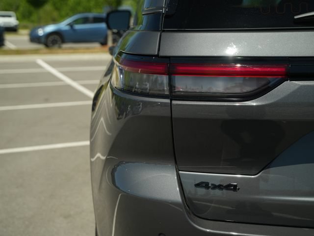 New 2026 Jeep Grand Cherokee Altitude AWD/4WD image 44