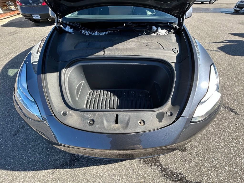Used 2020 Tesla Model Y Long Range image 27
