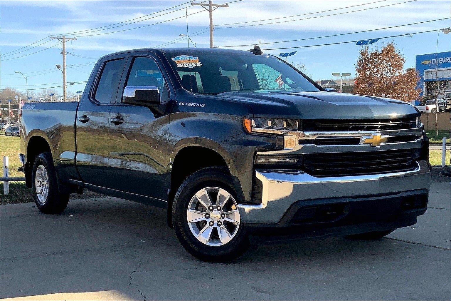 Used 2019 Chevrolet Silverado 1500 LT w/ All-Star Edition AWD/4WD image 35
