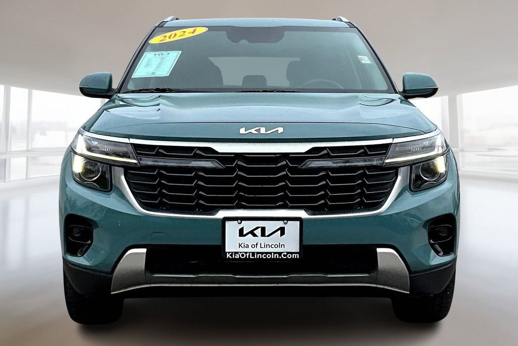 Certified 2024 Kia Seltos EX image 2