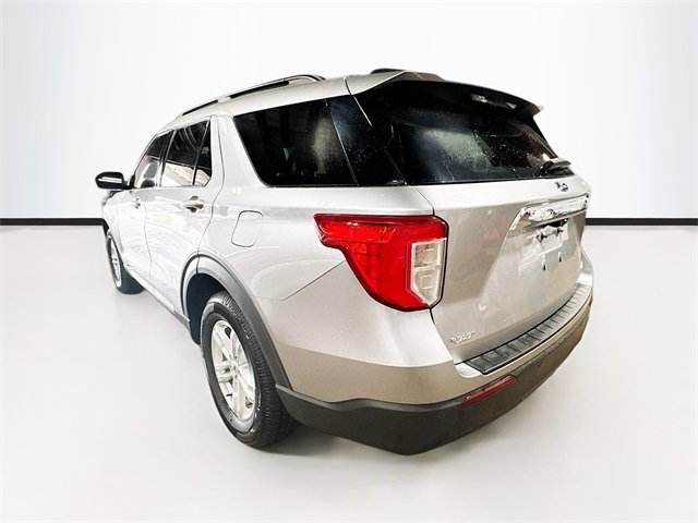 Used 2022 Ford Explorer XLT image 5