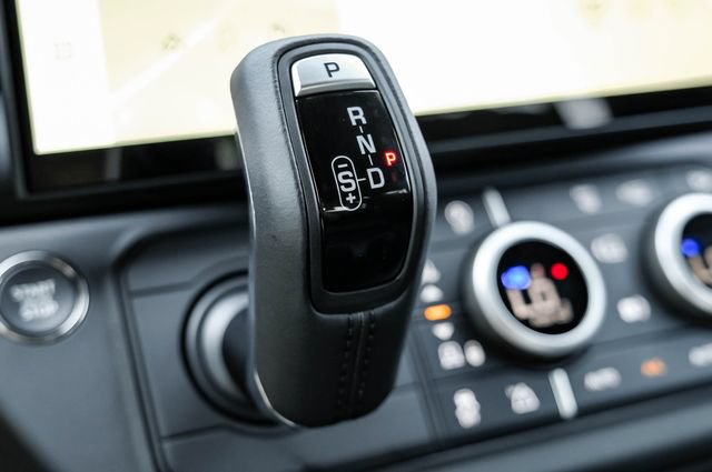 New 2026 Land Rover Defender 110 X-Dynamic SE AWD/4WD image 34