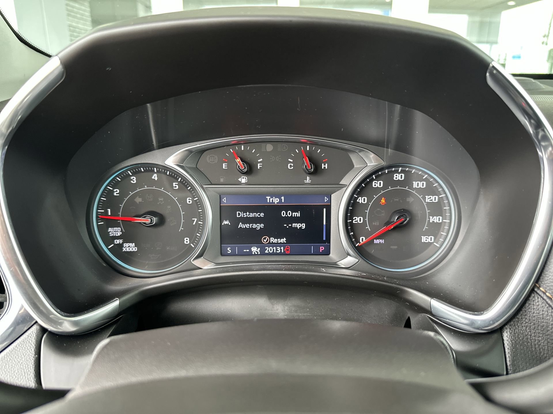 Used 2024 Chevrolet Equinox Premier AWD/4WD image 11