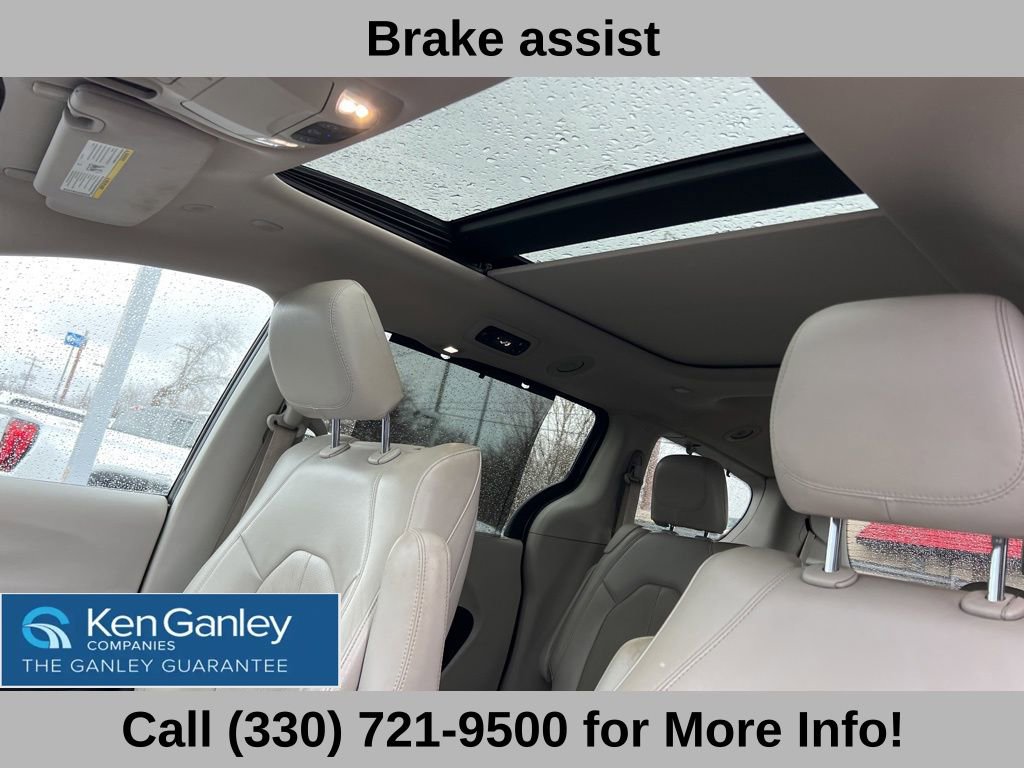 Used 2021 Chrysler Pacifica Touring-L w/ Uconnect Theater Family Group image 43