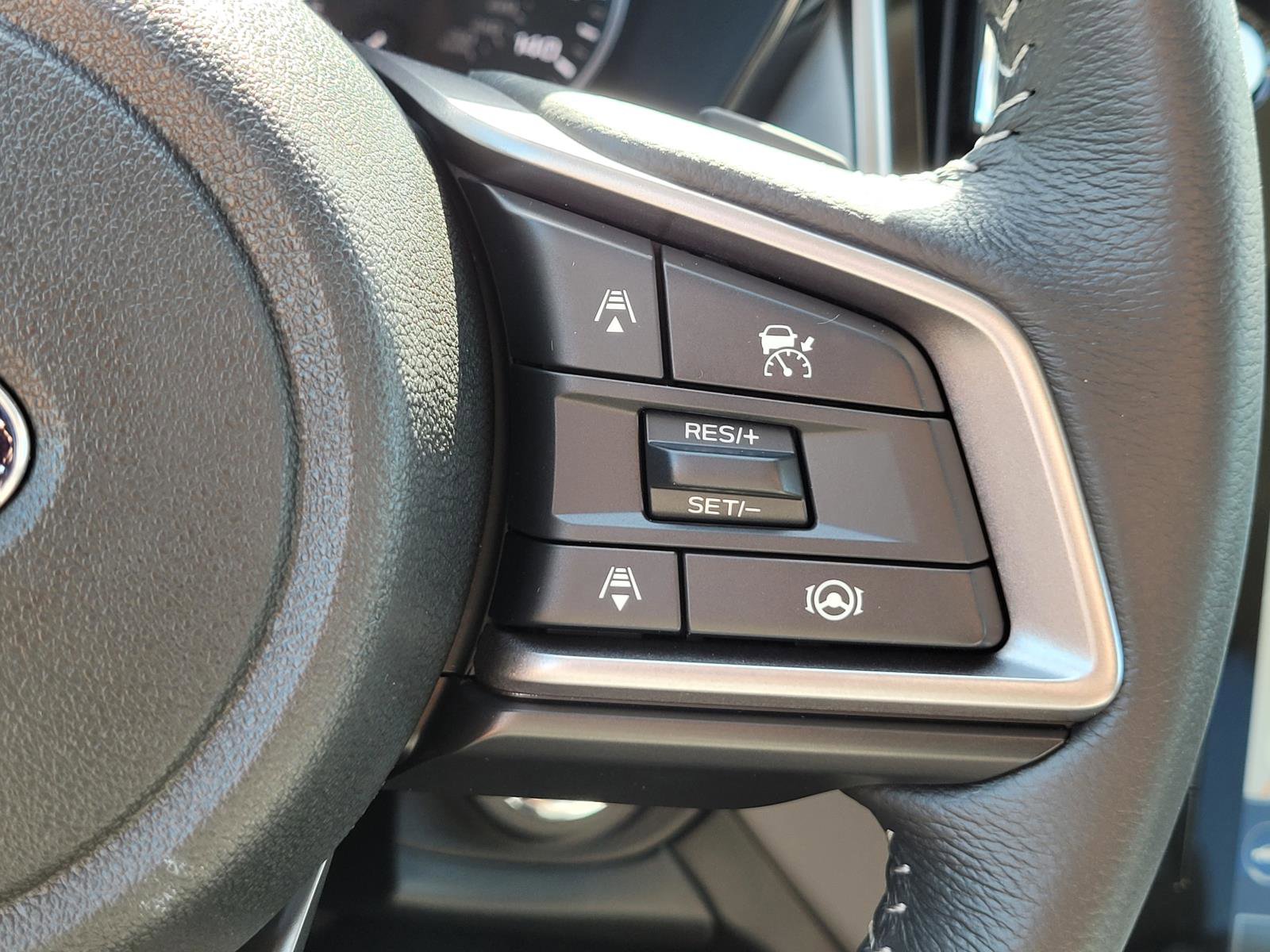 Used 2025 Subaru Outback Premium AWD/4WD image 7