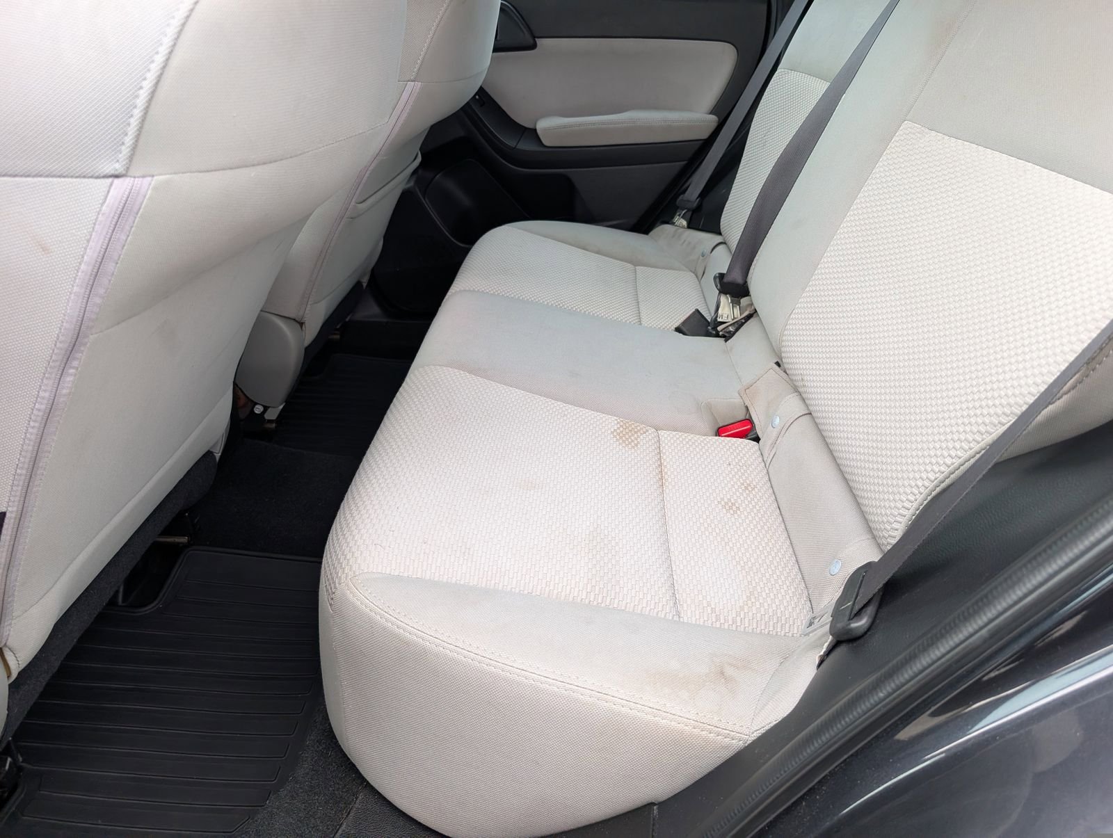 Used 2015 Subaru Forester 2.5i AWD/4WD image 25