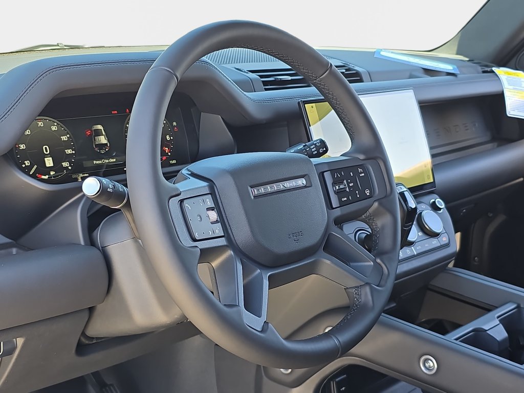 New 2026 Land Rover Defender 110 X-Dynamic SE AWD/4WD image 16