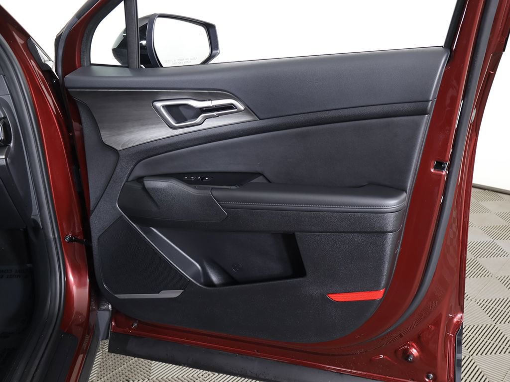 Used 2024 Kia Sportage X-Line w/ X-Line Premium Package image 26