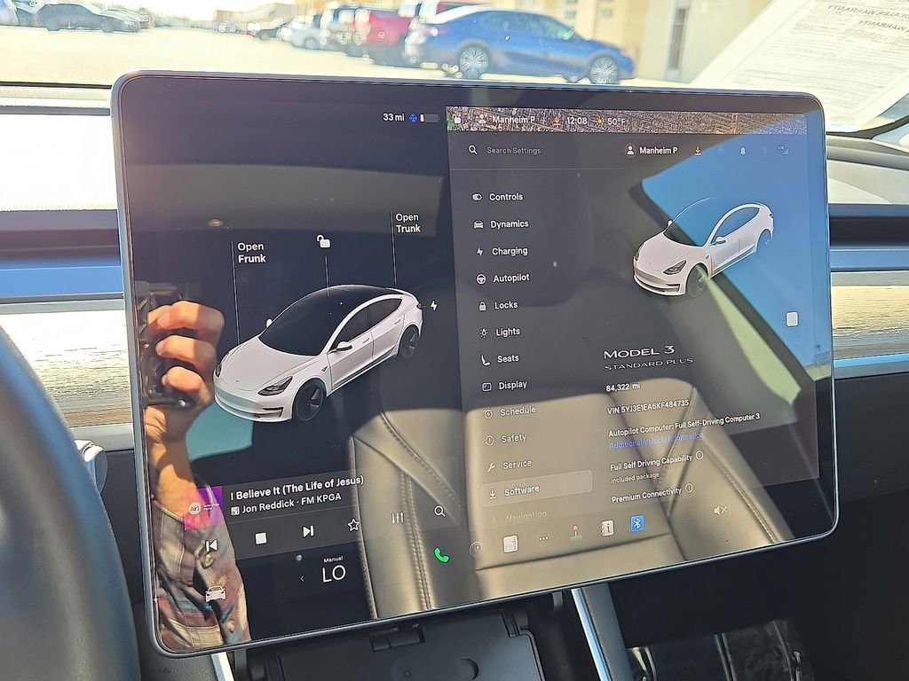 Used 2019 Tesla Model 3 Standard Range image 23