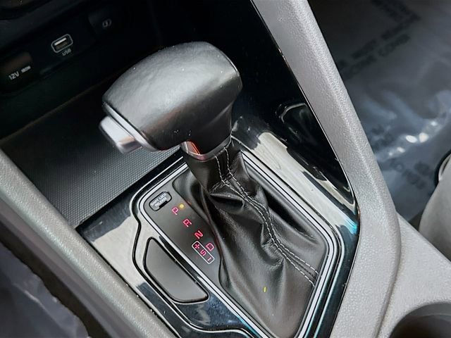 Used 2022 Kia Niro LXS image 16