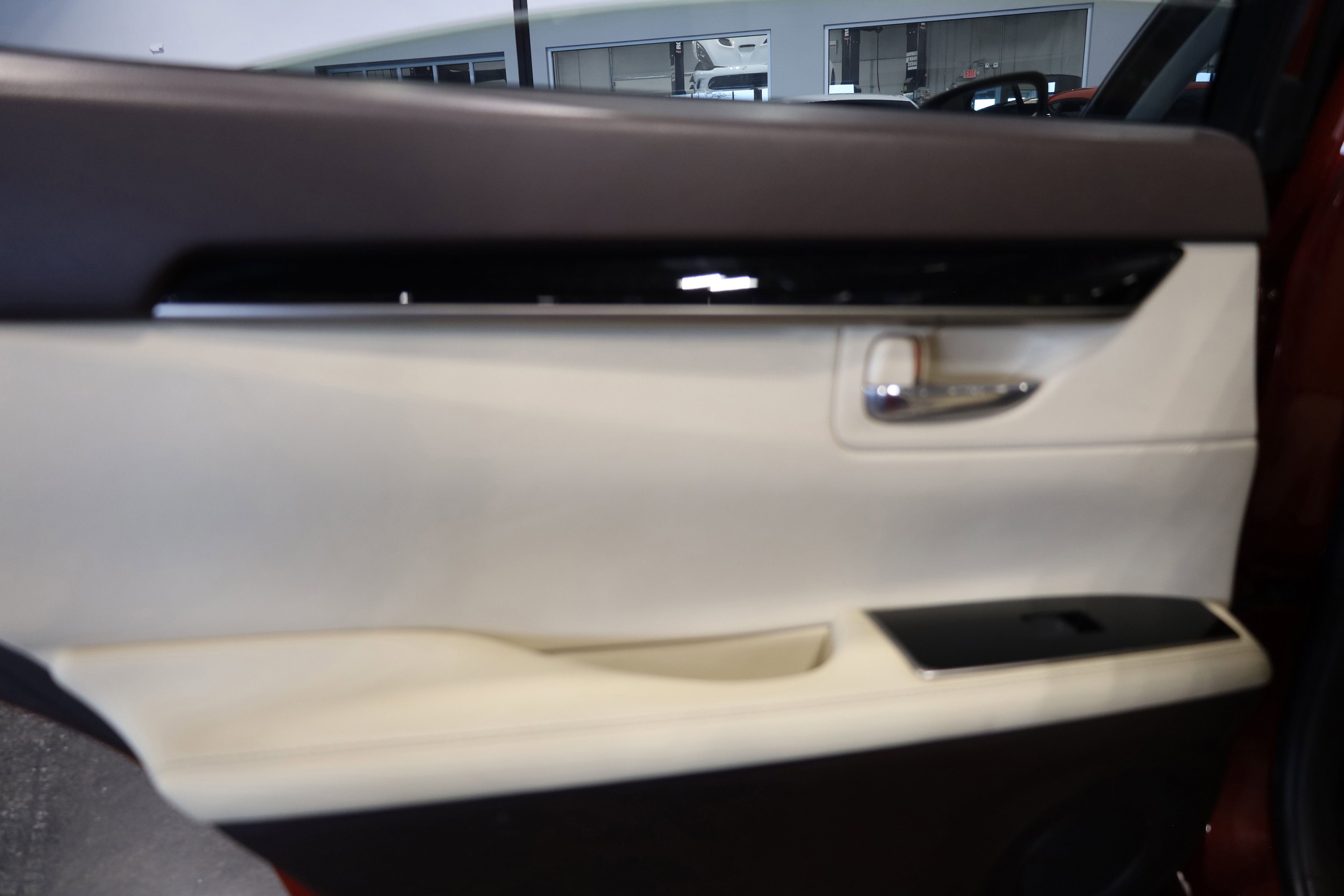 Used 2016 Lexus ES 350 image 38