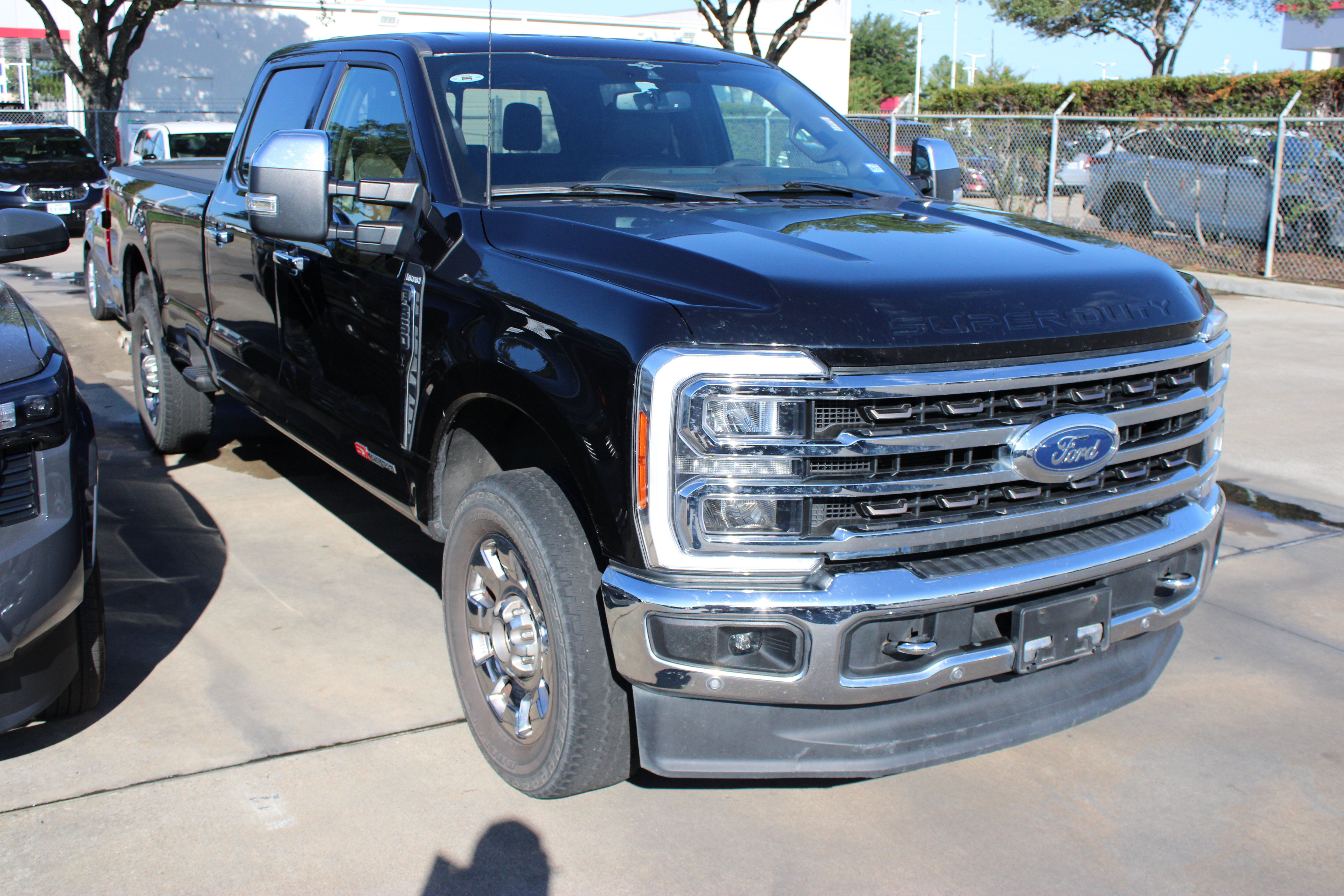Used 2023 Ford F350 King Ranch w/ Chrome Package AWD/4WD image 2