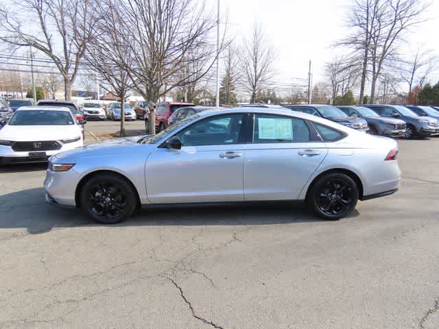 Certified 2025 Honda Accord SE image 3