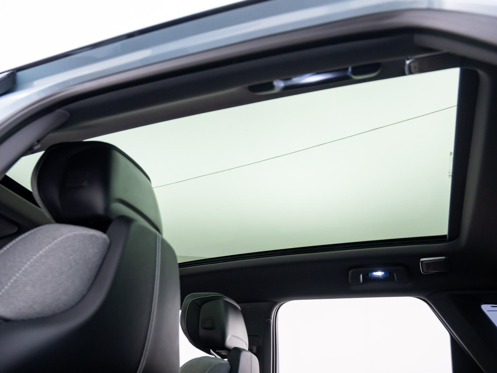 New 2026 Cadillac Optiq Sport 1 image 19