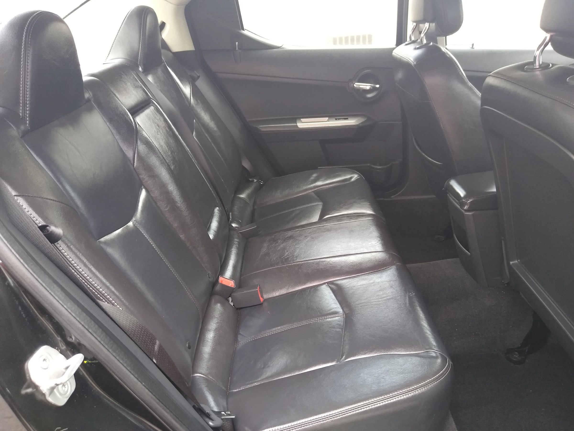 Used 2010 Dodge Avenger R/T w/ Navigation & Sound Group I image 20