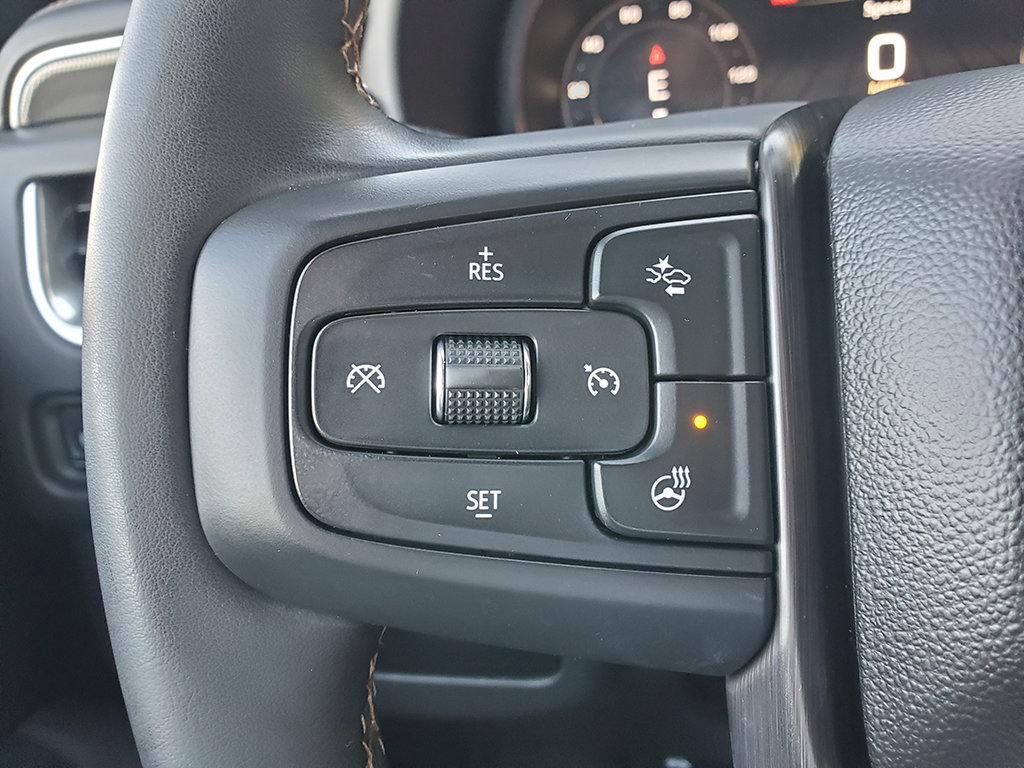 Used 2023 GMC Yukon AT4 w/ LPO, Floor Liner Package AWD/4WD image 26