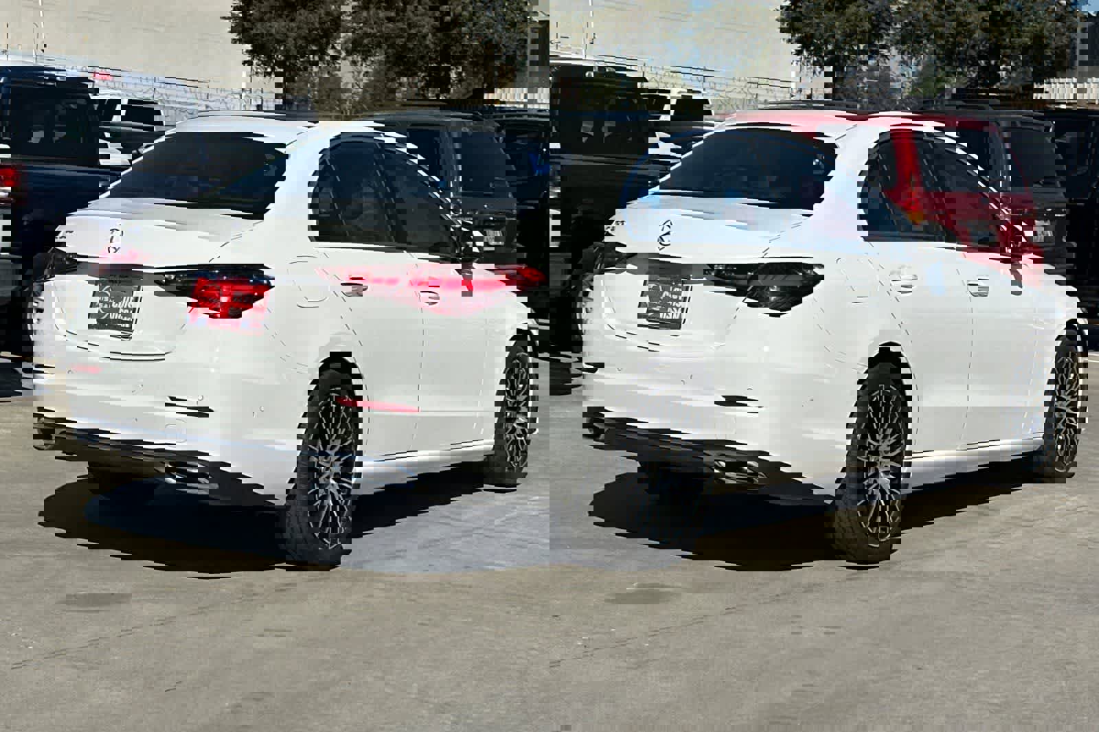 Used 2024 Mercedes-Benz C 300 Sedan image 3