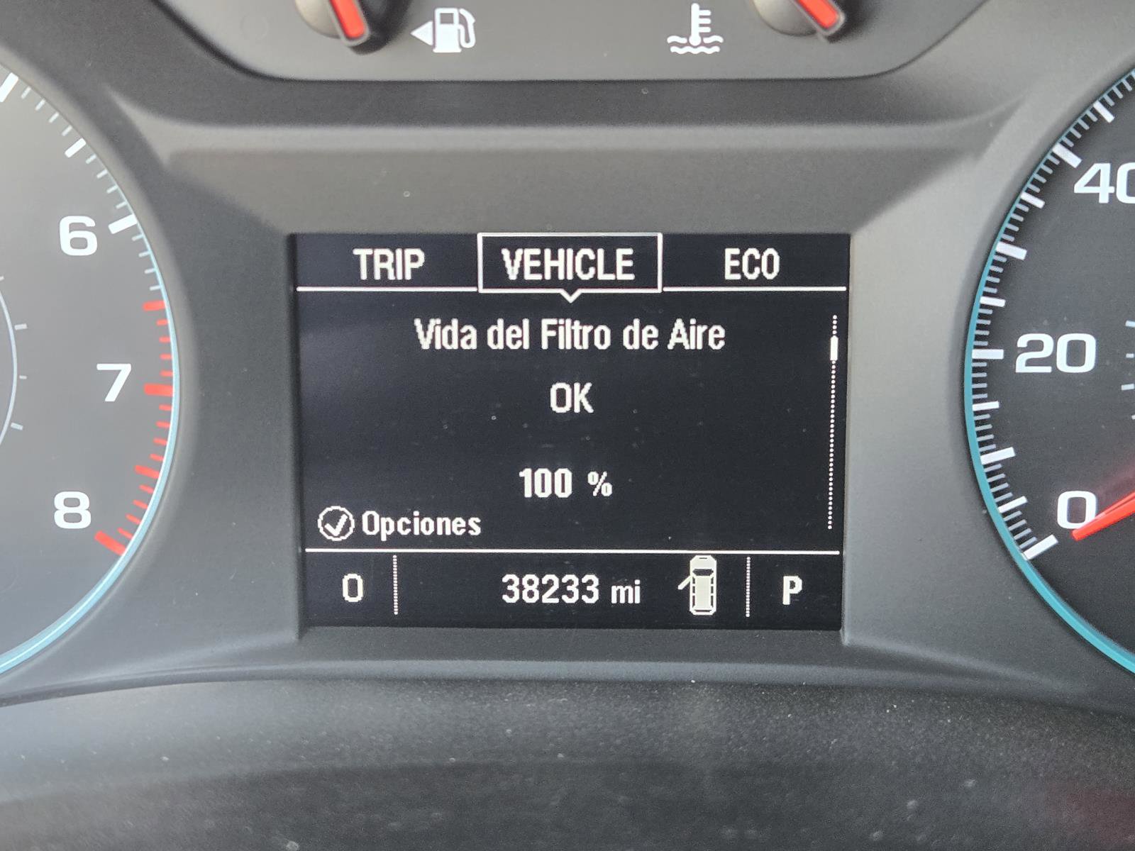 Used 2023 Chevrolet Traverse LS image 14