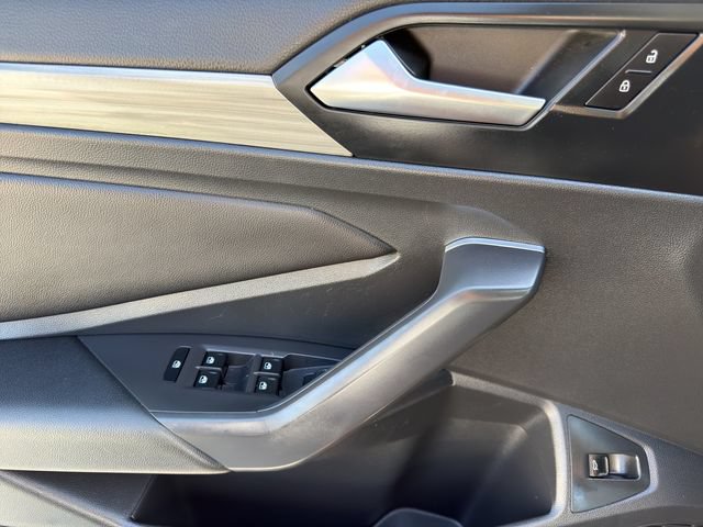 Certified 2020 Volkswagen Jetta SEL FWD image 22
