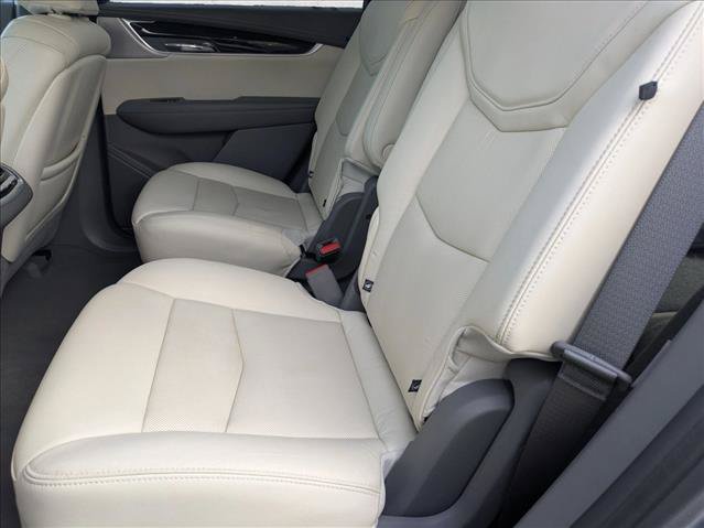 Used 2020 Cadillac XT6 Premium Luxury FWD image 19