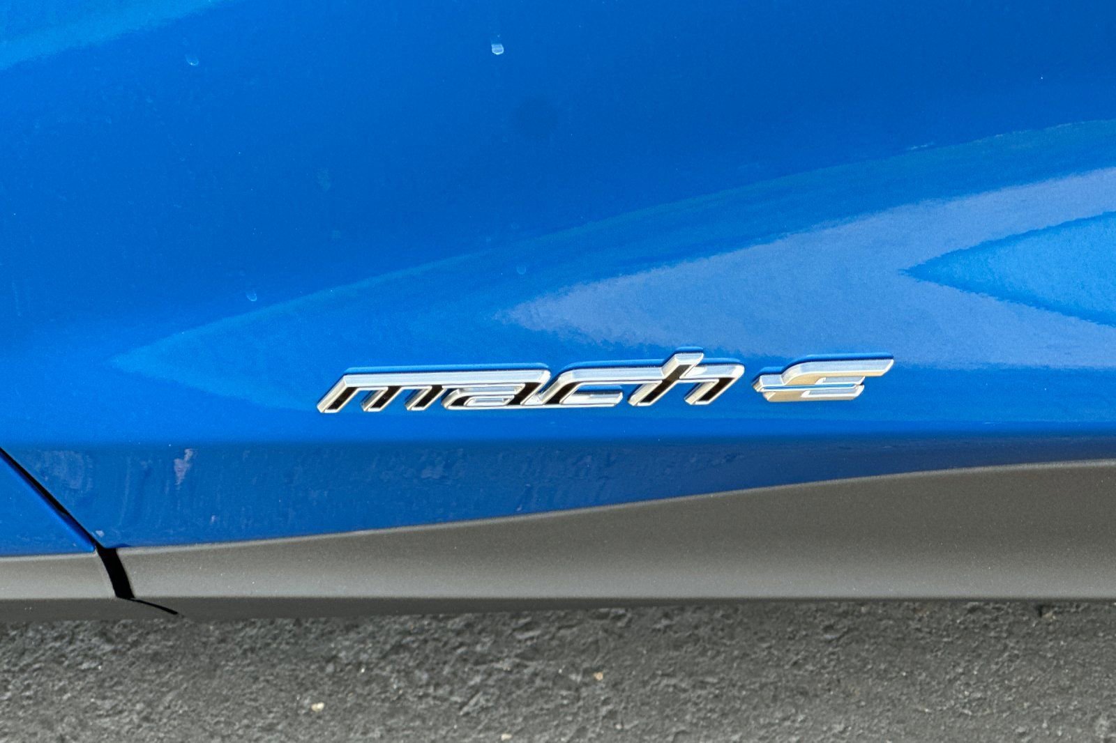 New 2026 Ford Mustang Mach-E Select w/ Comfort Package RWD image 27
