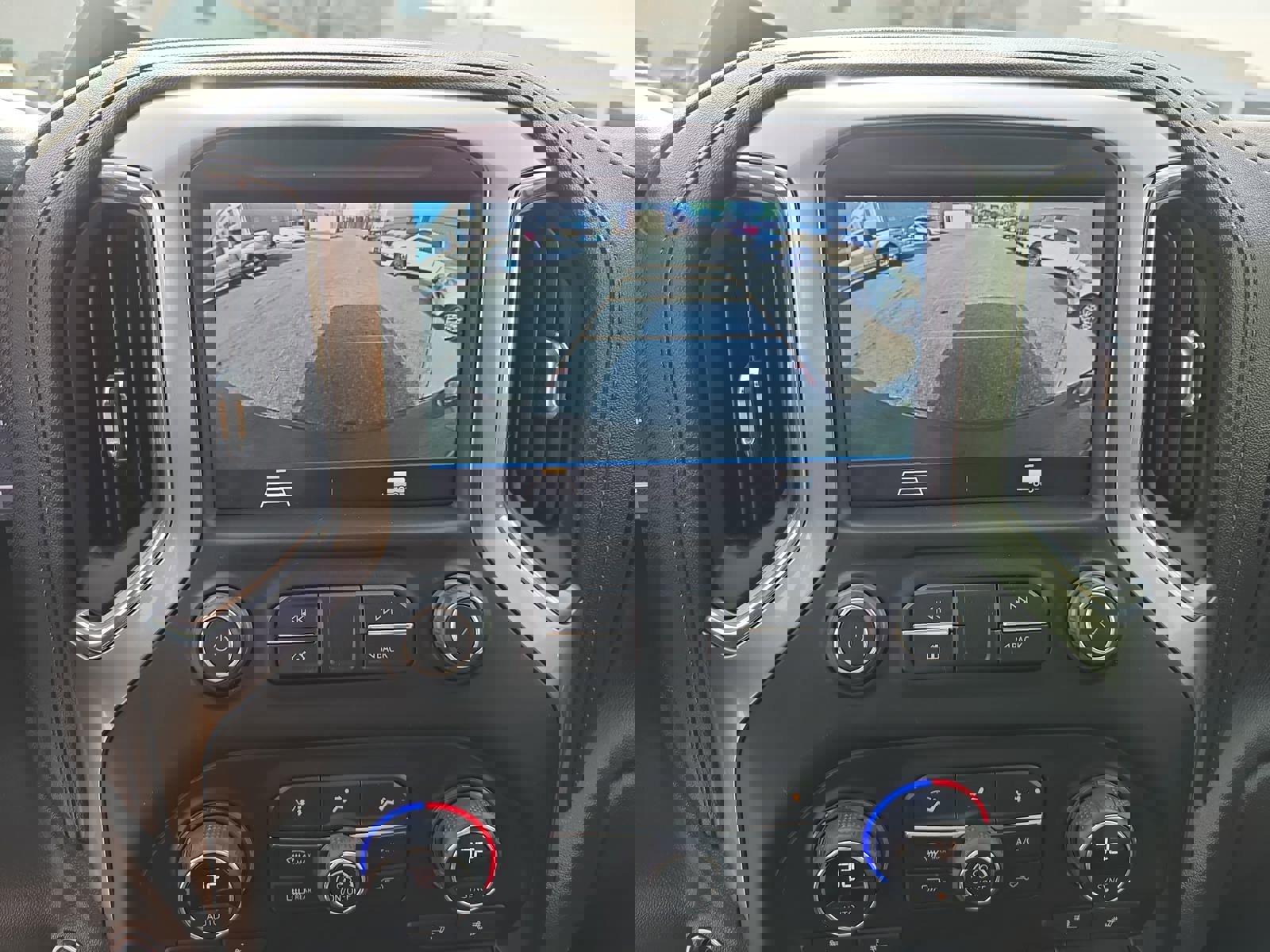 Used 2021 Chevrolet Silverado 1500 RST w/ Z71 Off-Road Package image 26