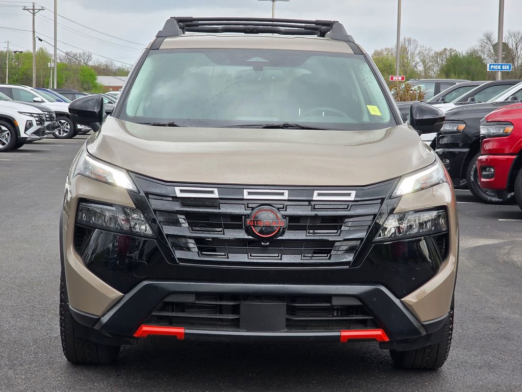 Used 2025 Nissan Rogue SV w/ Rock Creek Premium Package image 3