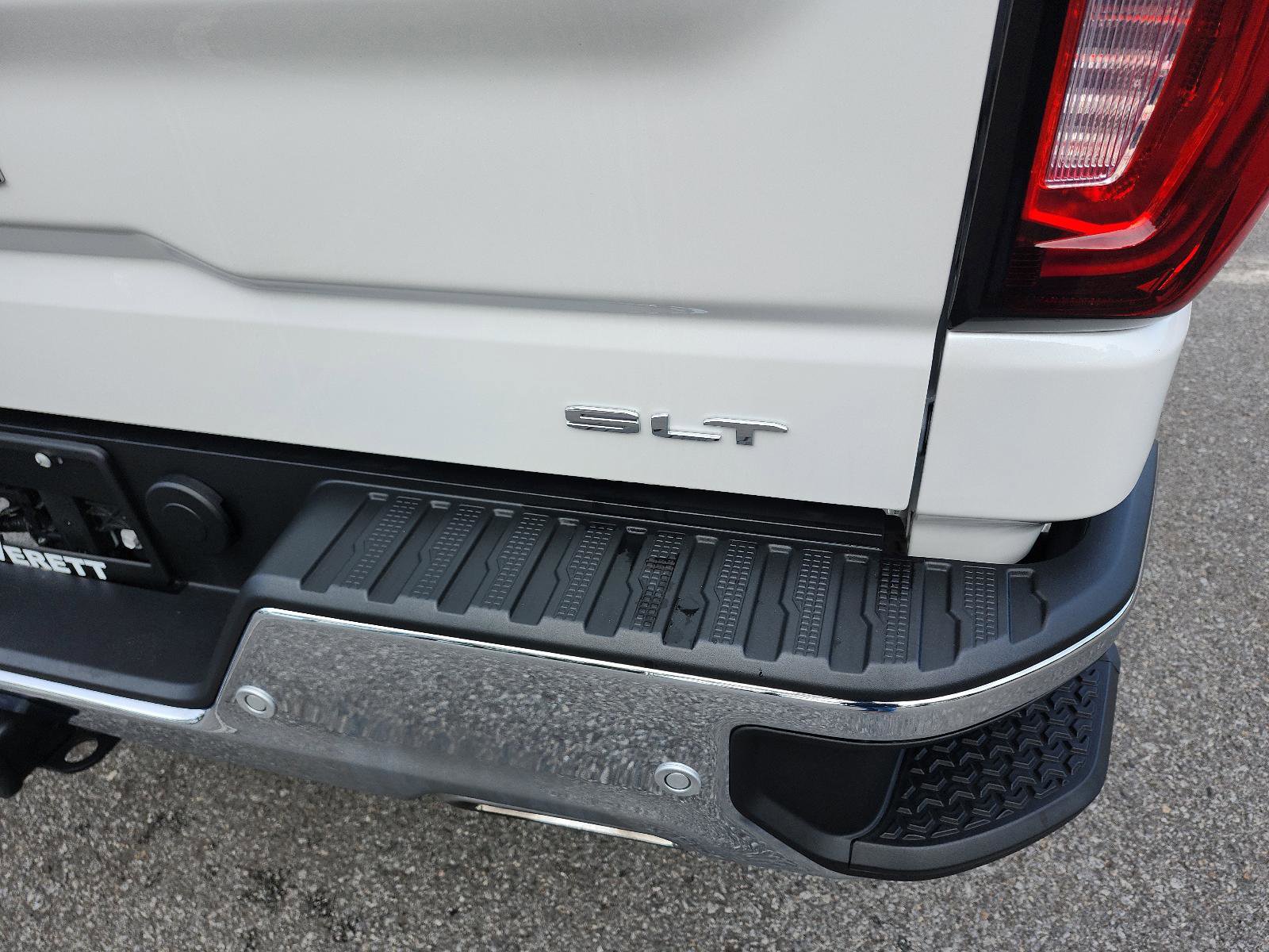 Certified 2025 GMC Sierra 1500 SLT w/ SLT Premium Plus Package image 4