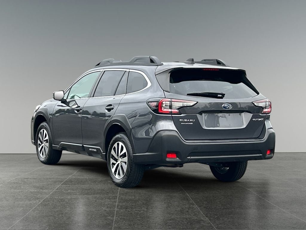 Used 2023 Subaru Outback Premium AWD/4WD image 7