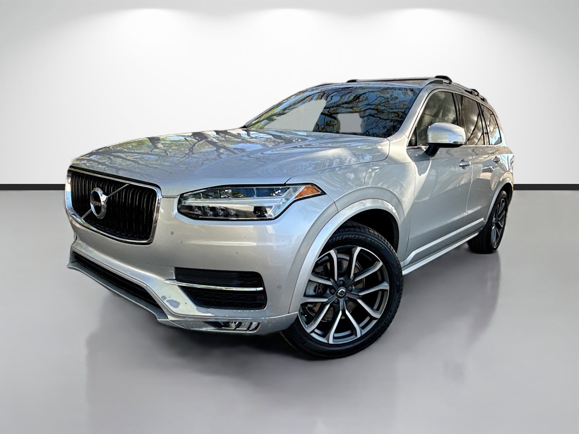 Used 2019 Volvo XC90 T6 Momentum w/ Protection Package Premier image 1